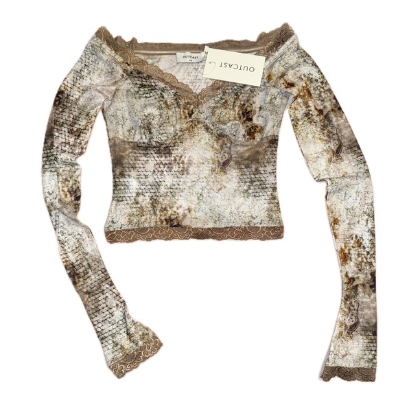 NWT $52 Outcast XS Emerson Long Sleeve Top Kalahari Print Lace Trim Sexy Fitted - Picture 2 of 7